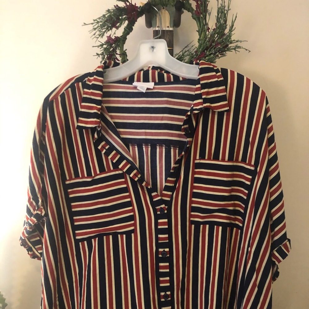 LulaRoe Striped Amy shirt